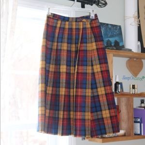 Vintage Clyde pleated wool skirt